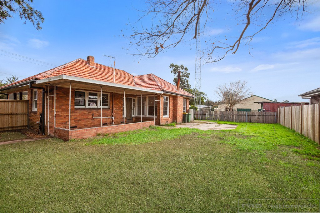 85 New England Hwy  GRETA 8
