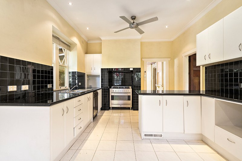 Gallery: 85 New Street