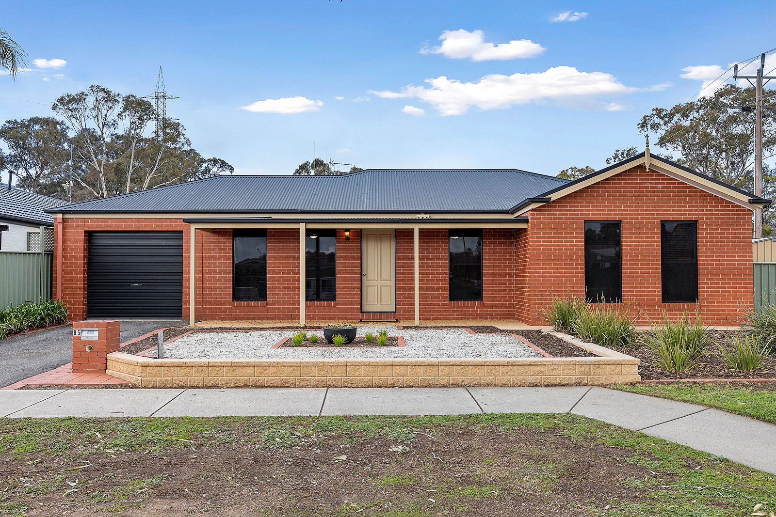 Gallery: 85 Osborne St
