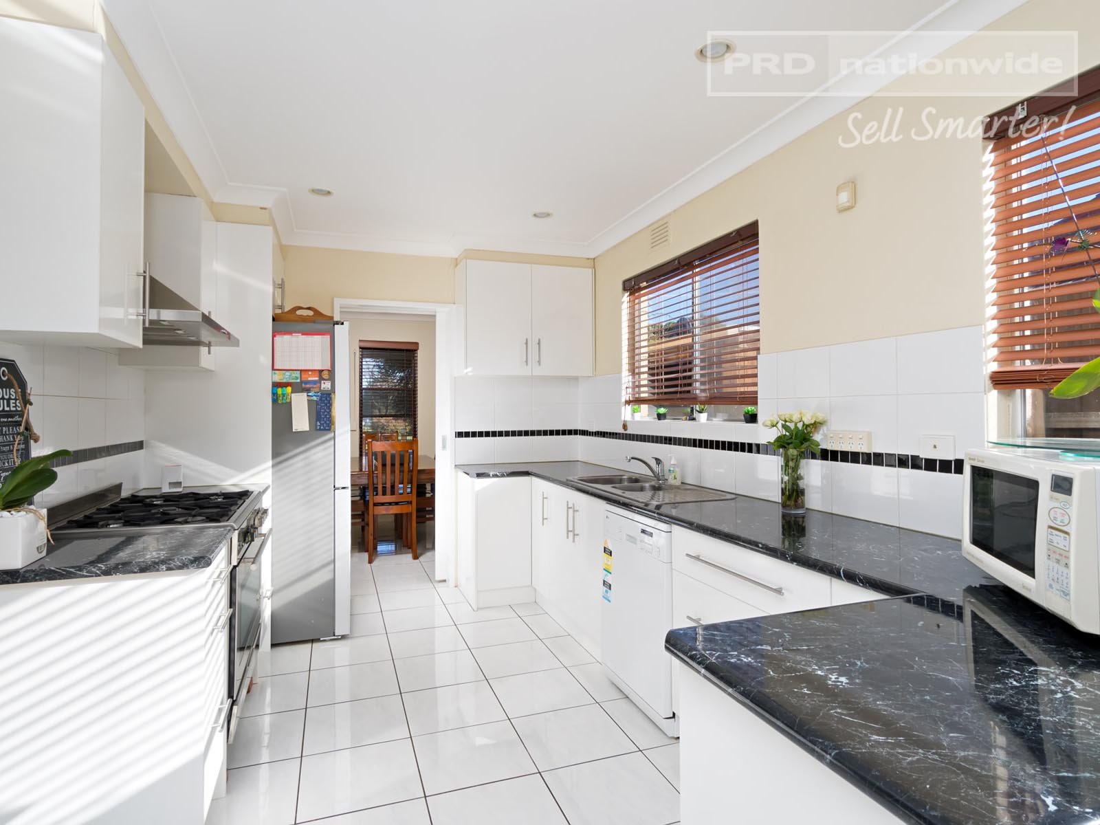 85 Raye Street TOLLAND 3