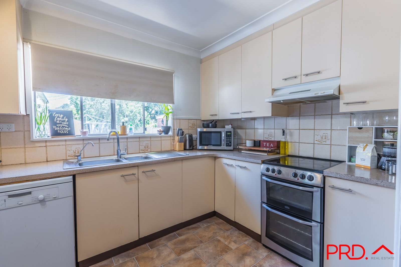 85 Robert Street TAMWORTH 10