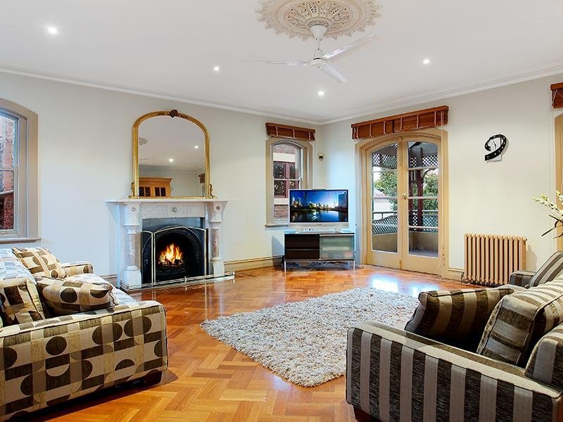 Gallery: 85 St Vincent Place
