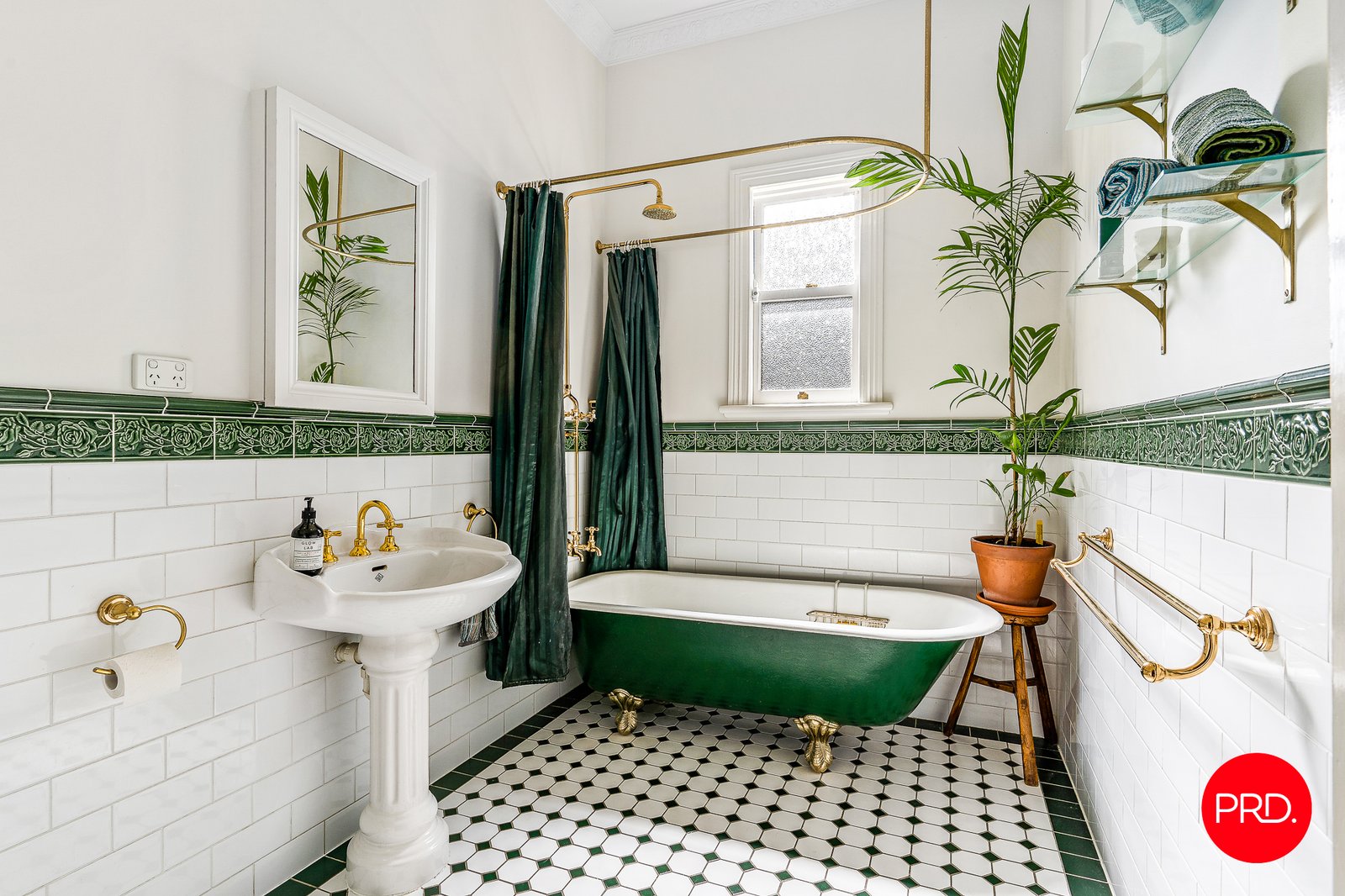 85 Thistle Street GOLDEN SQUARE 18