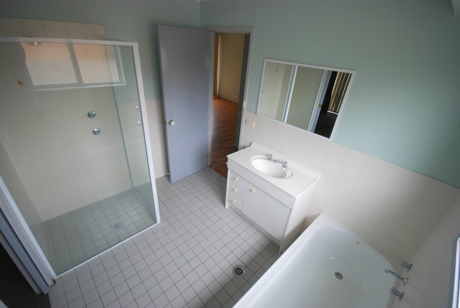 85 Truscott Drive ASHMONT 3