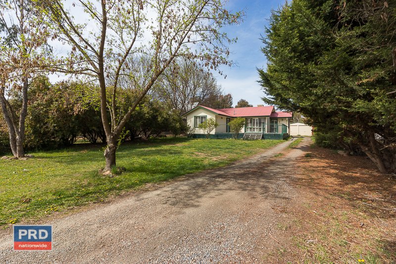 85 Turallo Terrace BUNGENDORE 2
