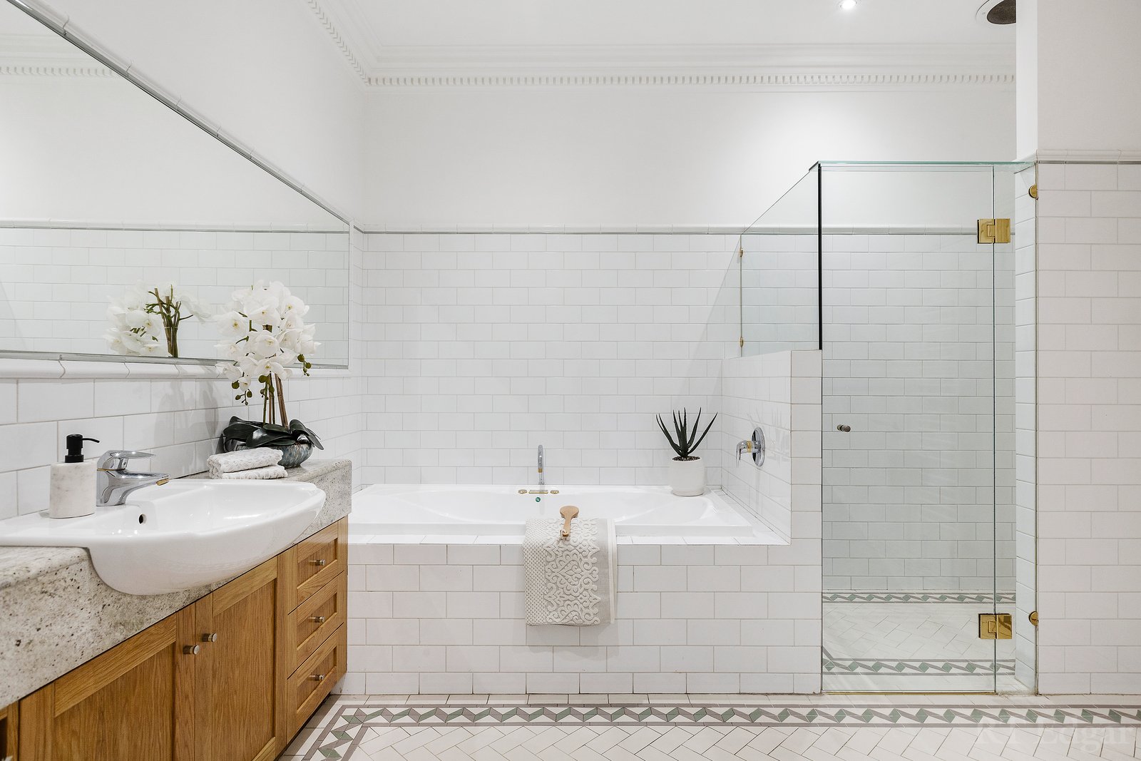 Real Estate and Property in 85 Wills Street, Kew, VIC