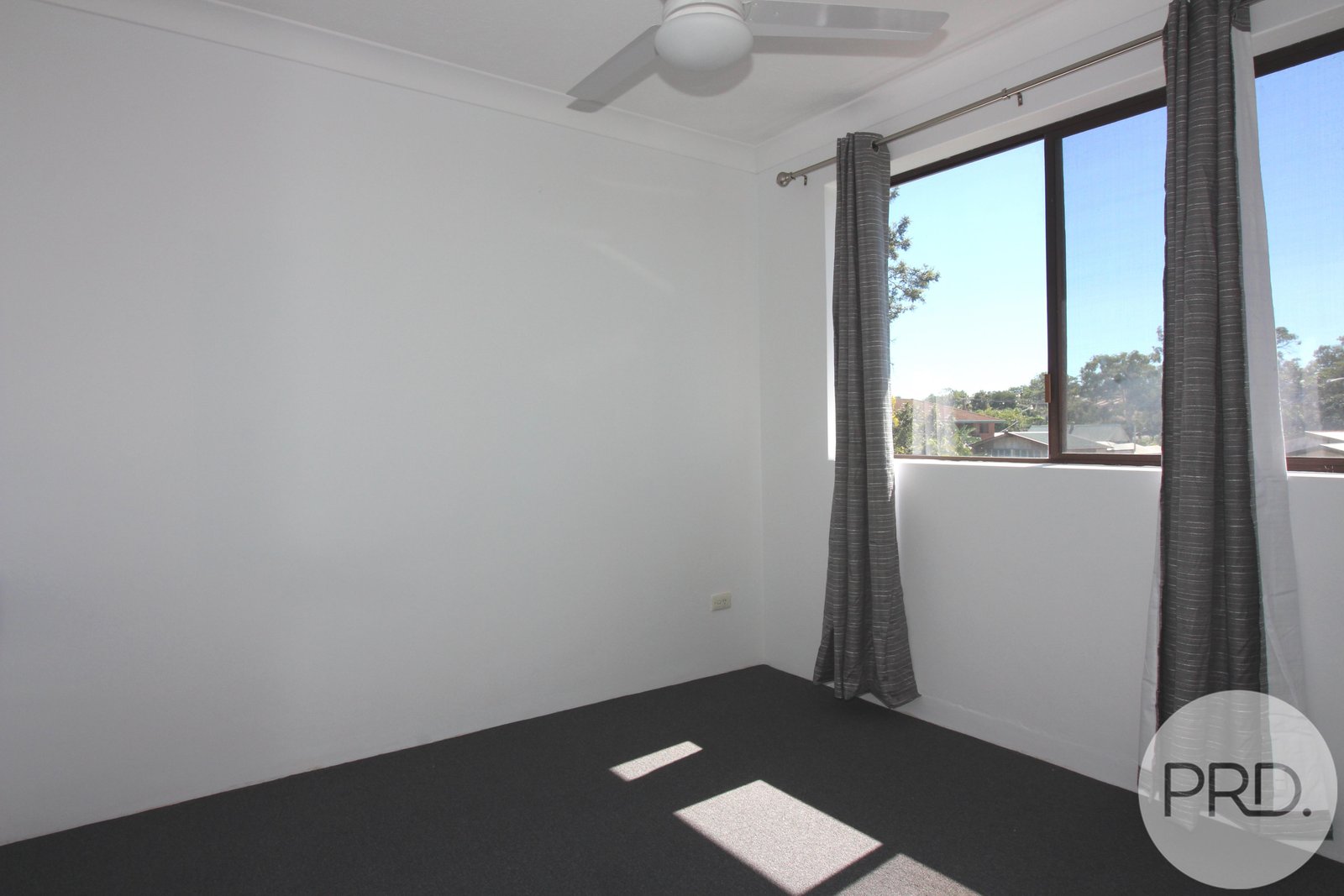 8/50 Henchman Street NUNDAH 7
