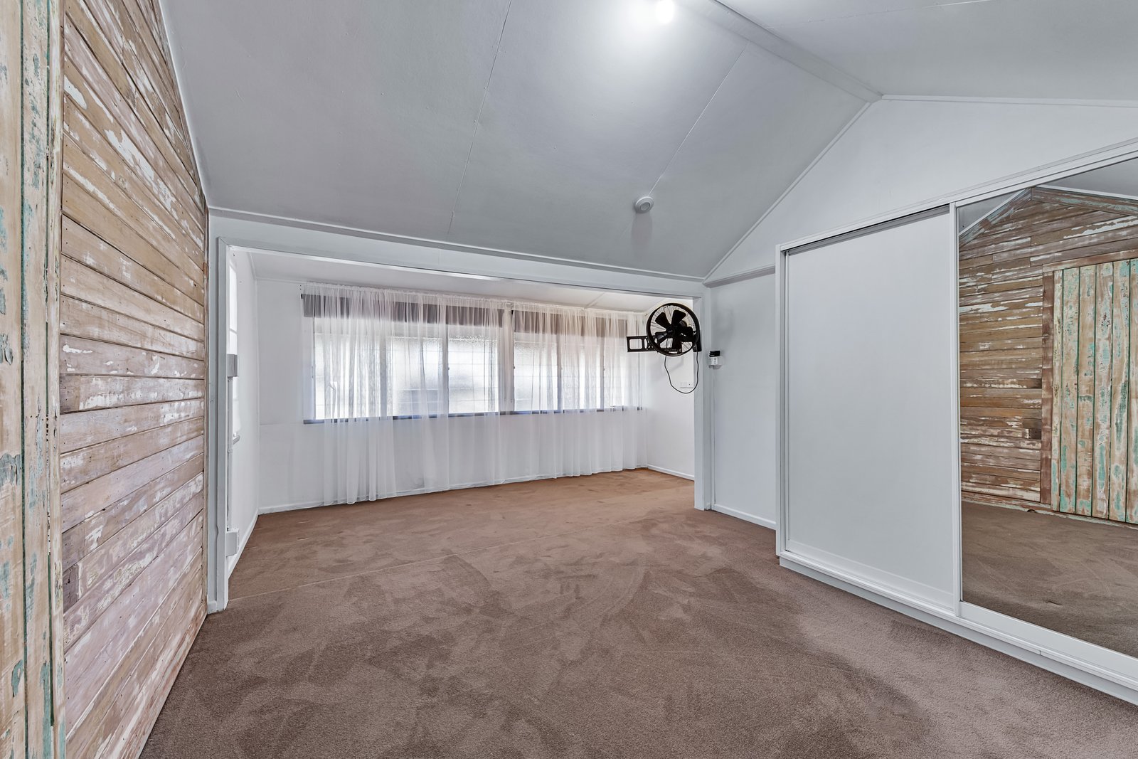 8503 Bruce Highway BLOOMSBURY 5