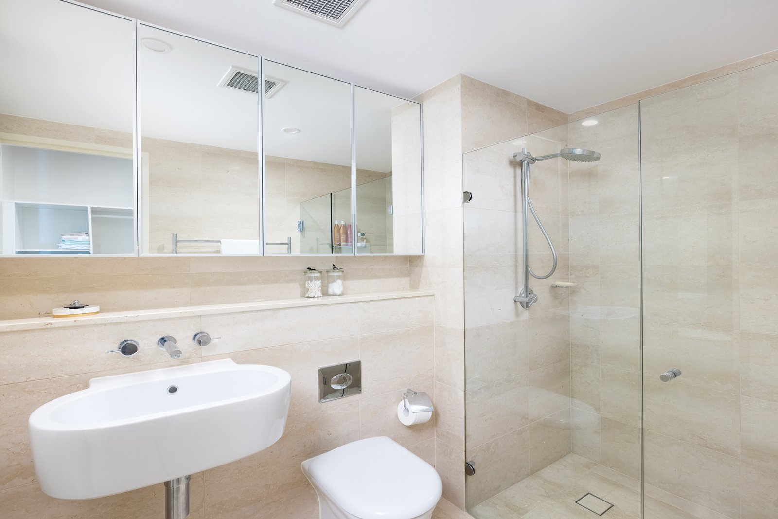 85/1a Tomaree Street NELSON BAY 12