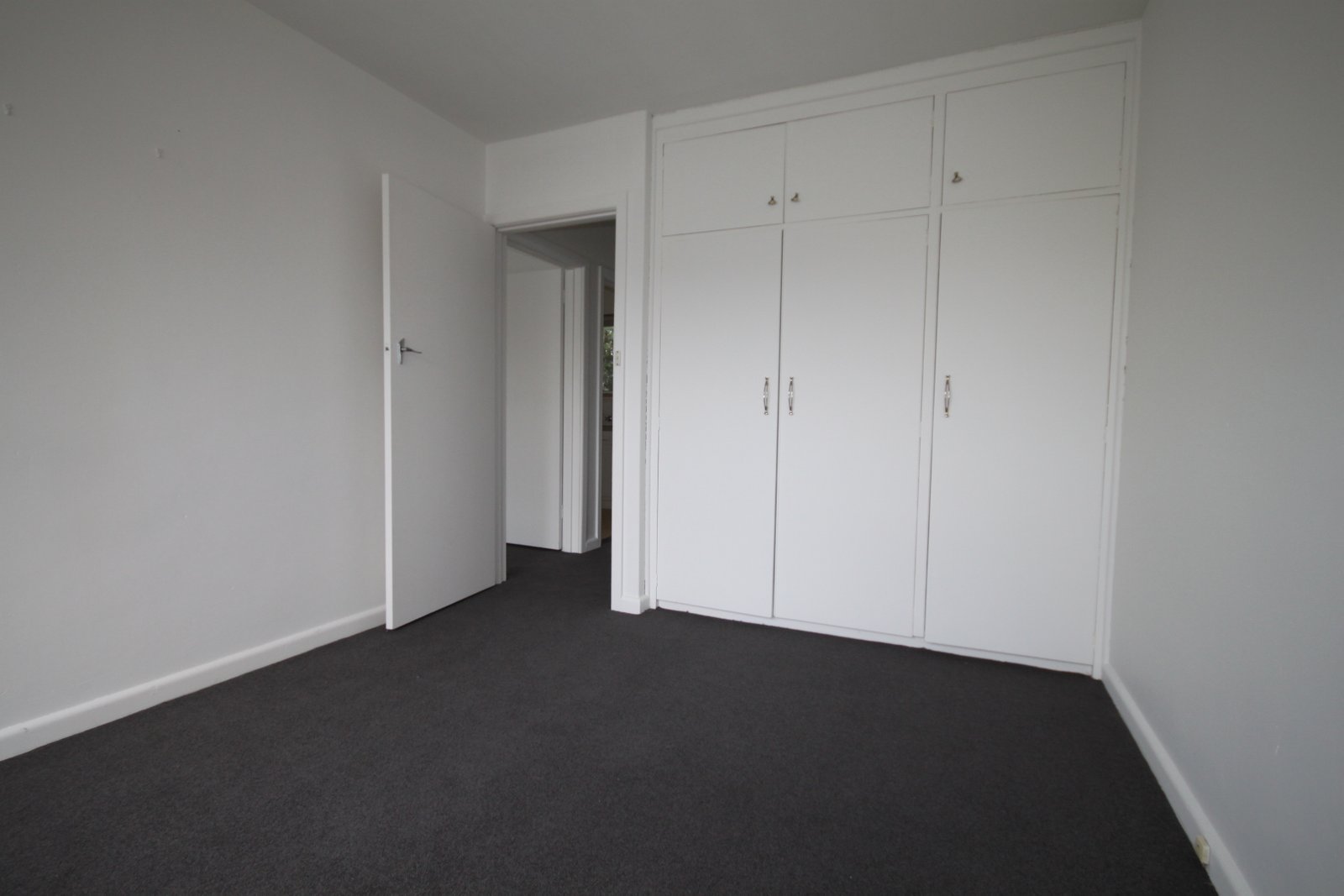 Gallery: 8/52 Canterbury Road