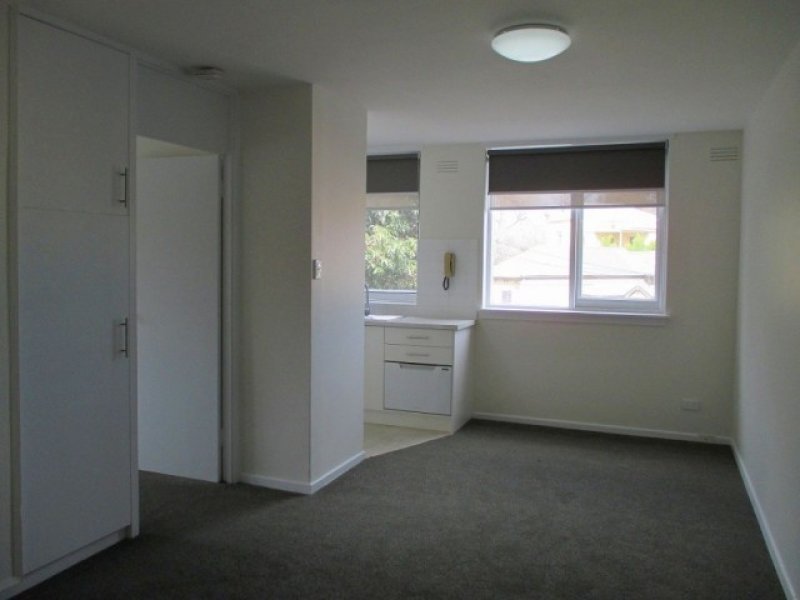 Gallery: 8/52 Moubray Street