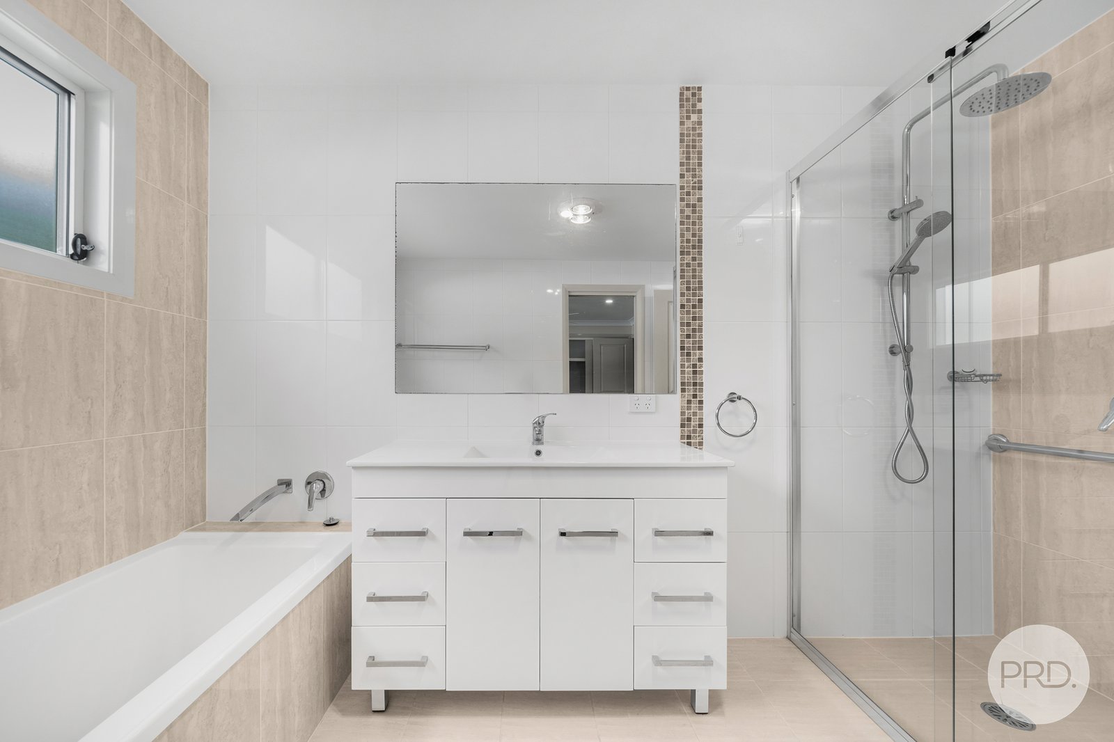 85/3 Parkside Parade TORONTO 12