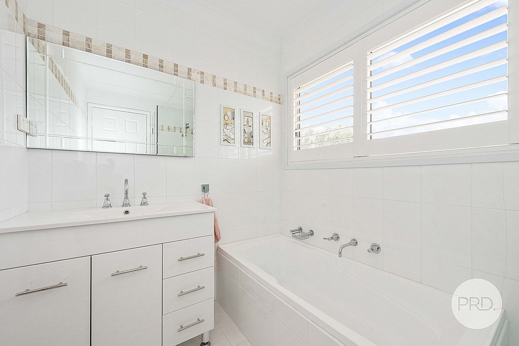 8/53 Yachtsman Crescent SALAMANDER BAY 12