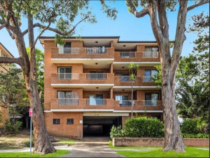 8/54 - 56 St Georges Parade HURSTVILLE 1