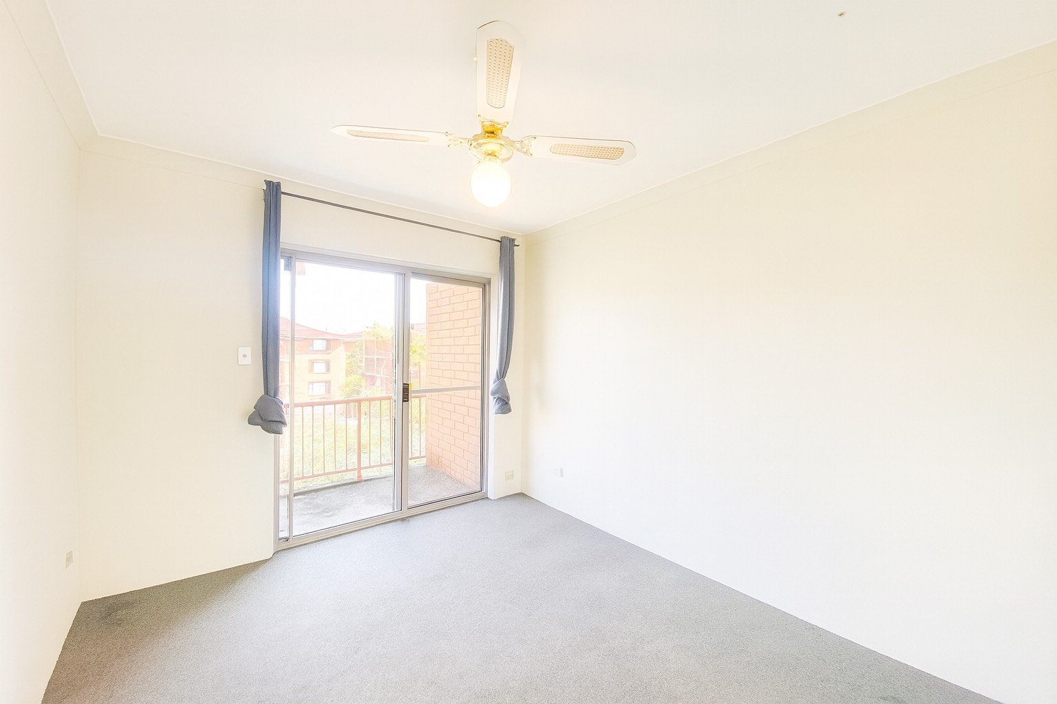 85/4 Riverpark Drive LIVERPOOL 4