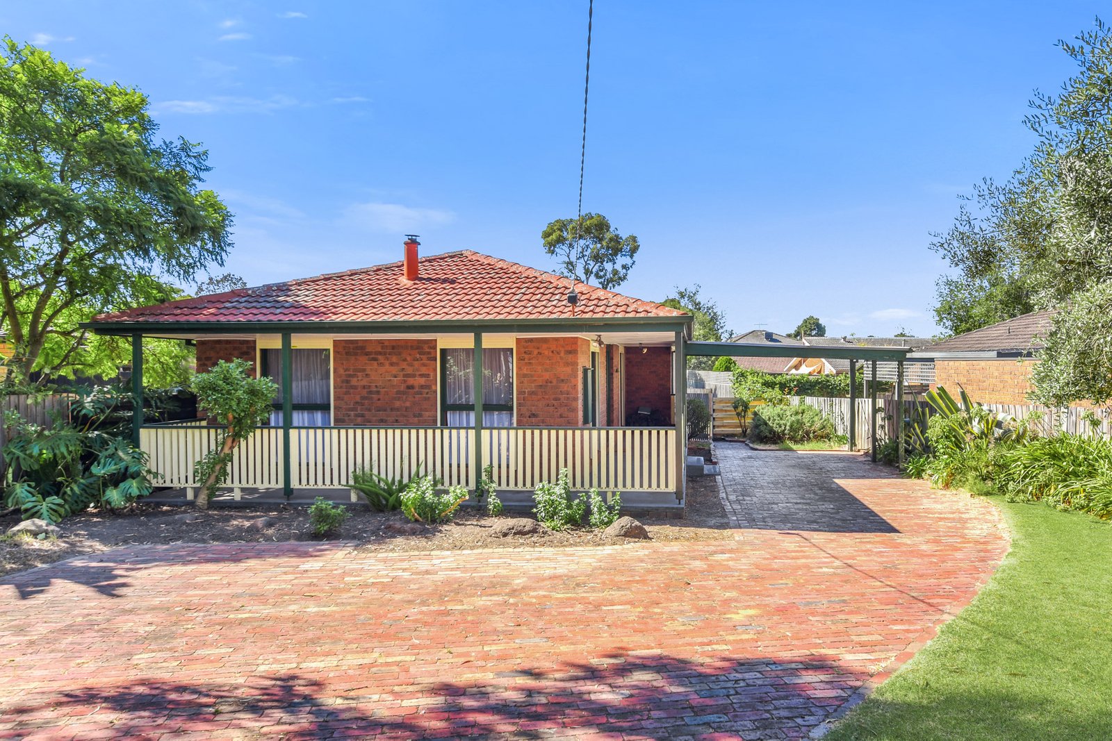 Gallery: 855 Waverley Road