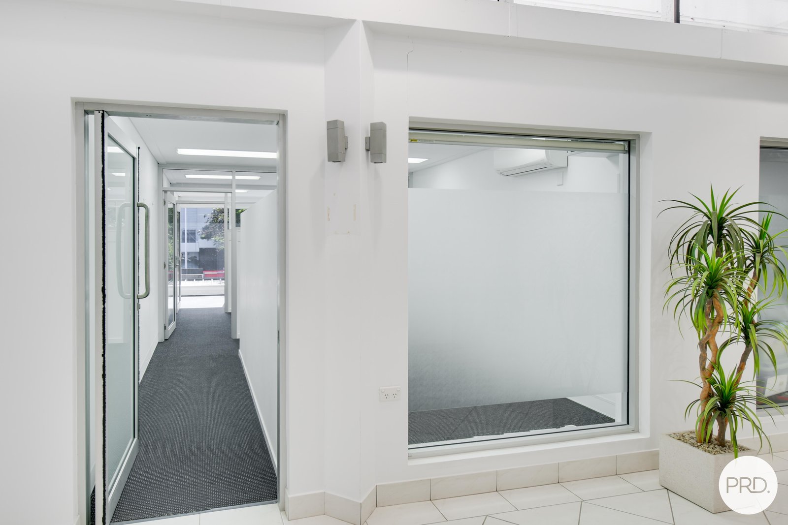 8/56 Griffith Street COOLANGATTA 1