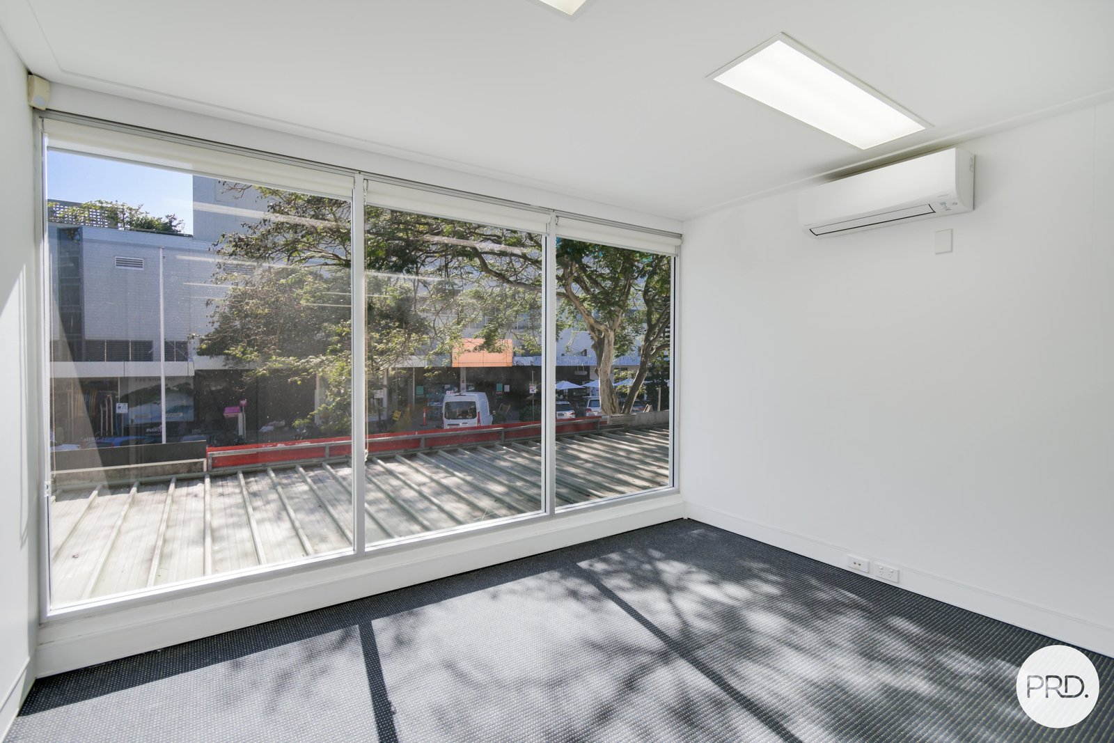 8/56 Griffith Street COOLANGATTA 5