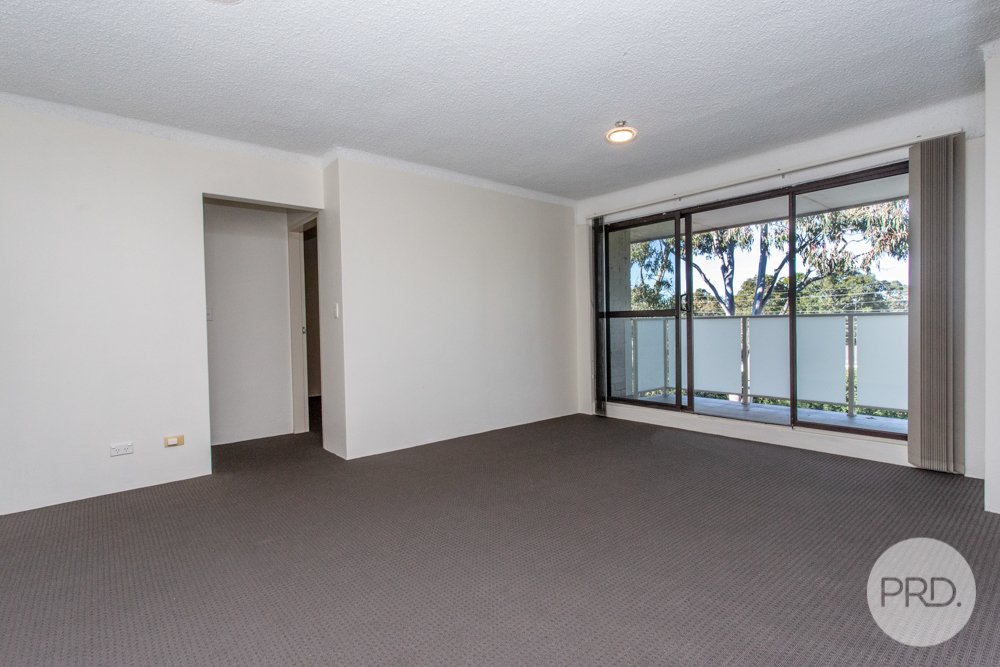 8/56 Park Avenue KINGSWOOD 3