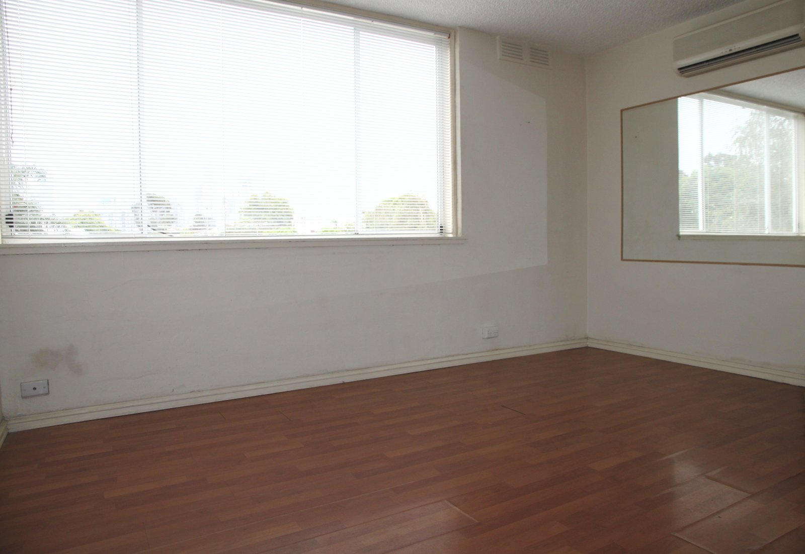 Gallery: 8/56 Smith Street