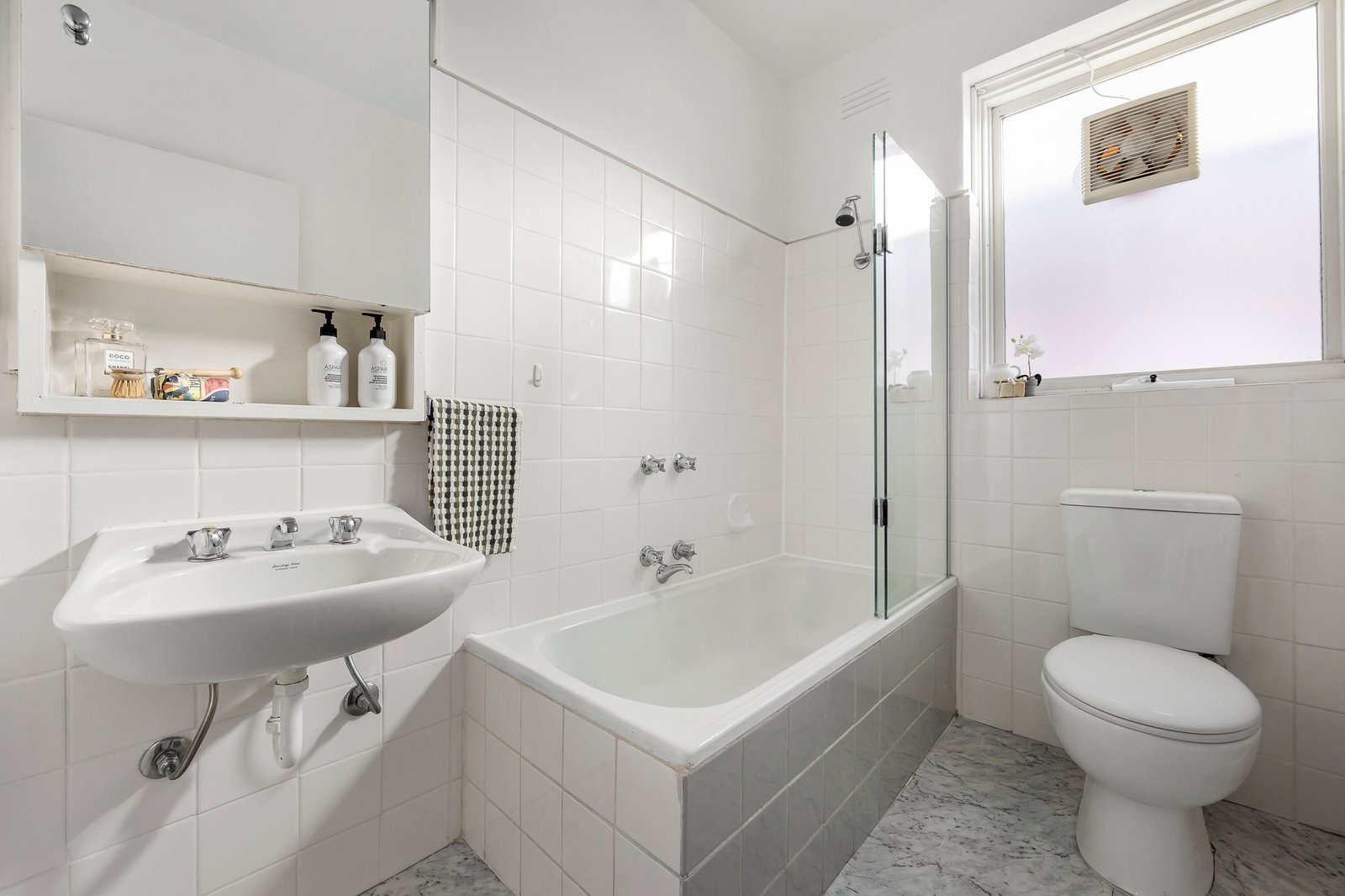 8/563 Glenferrie Road, Hawthorn, 3122