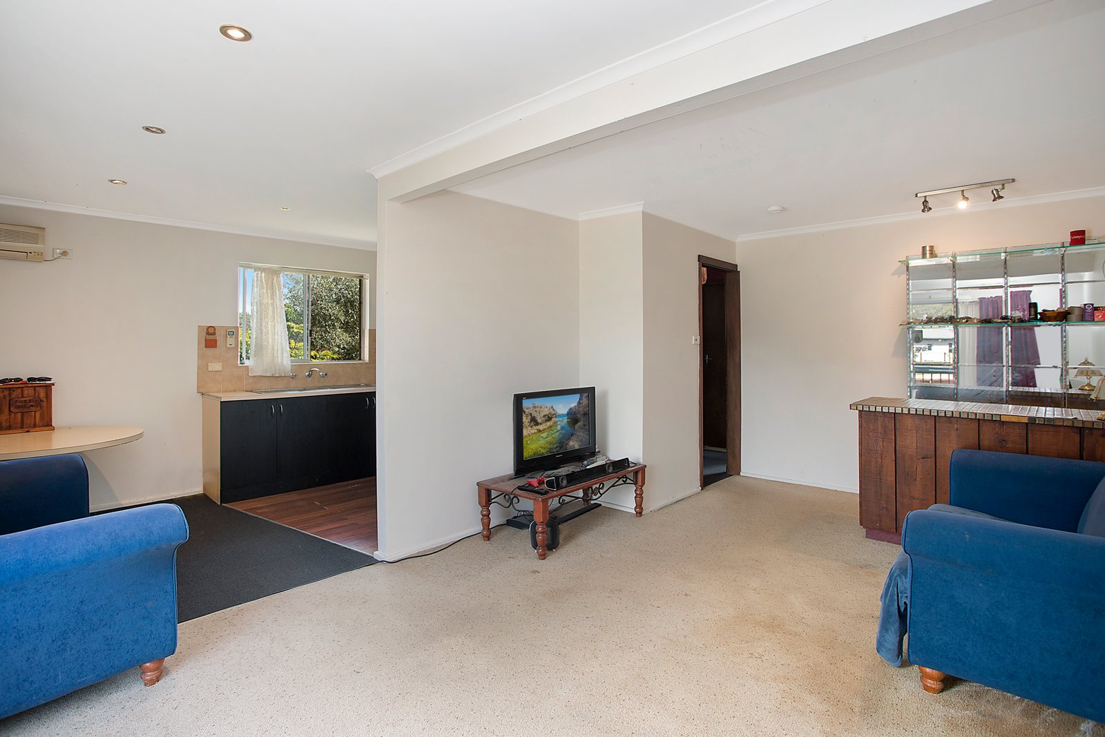 8/563 Ocean Drive NORTH HAVEN 4