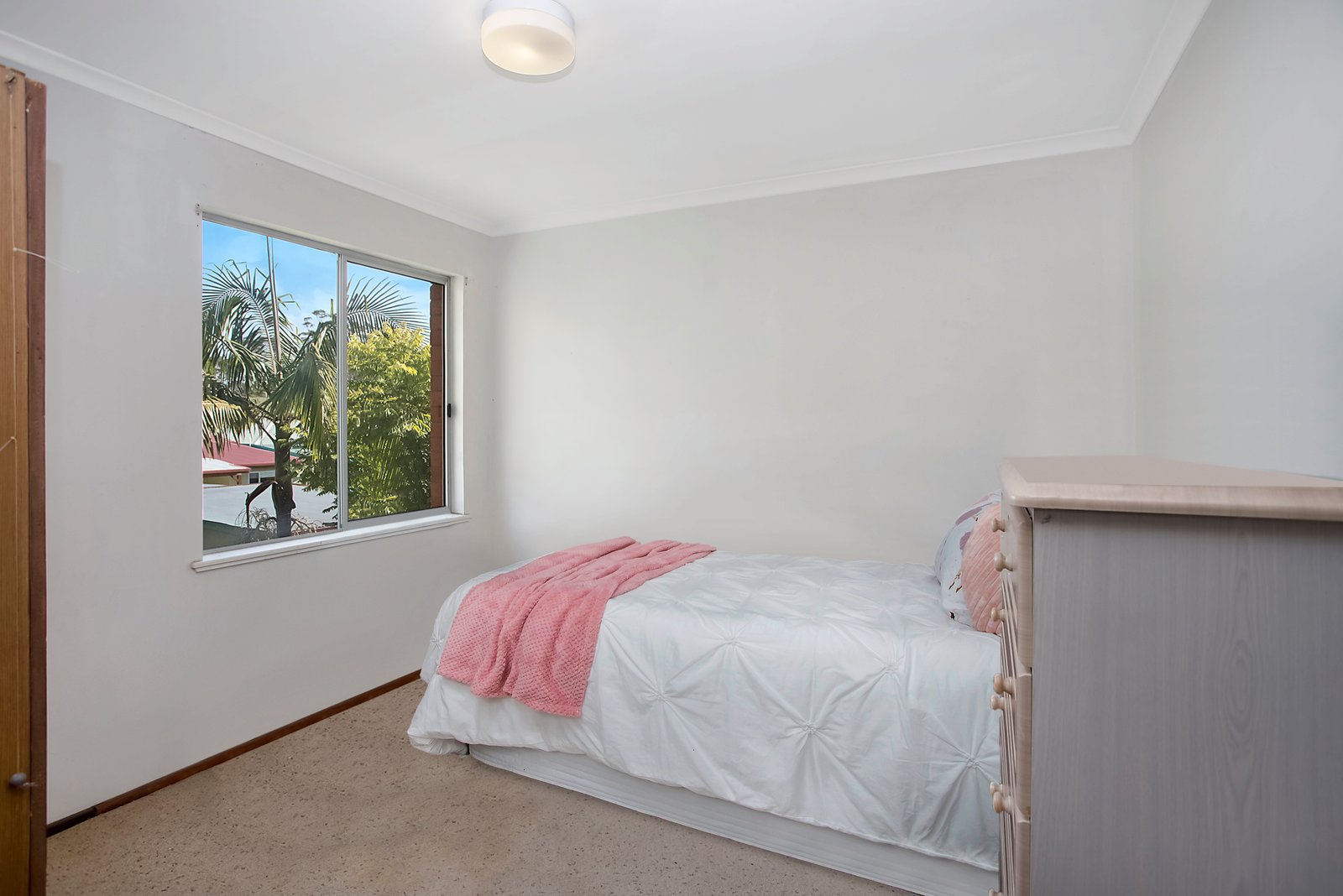 8/563 Ocean Drive NORTH HAVEN 7