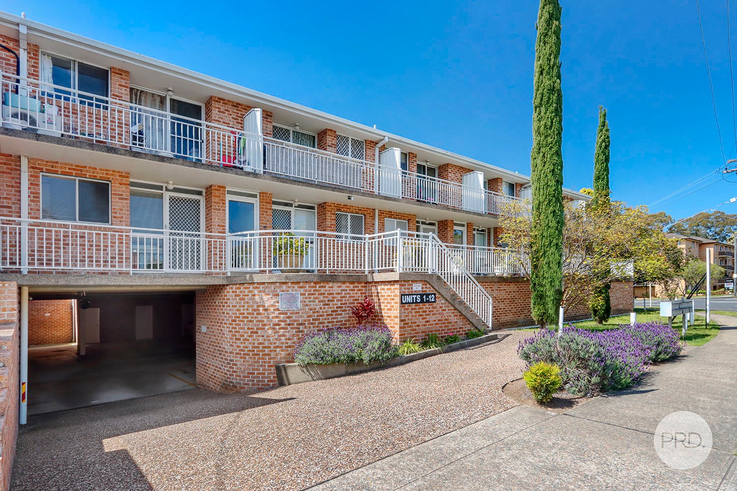 8/574-576 Forest Road PENSHURST 1
