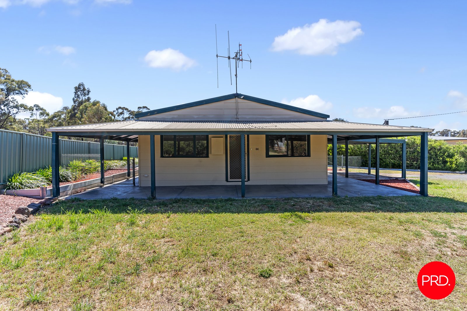 86 Albert Street LONG GULLY 15