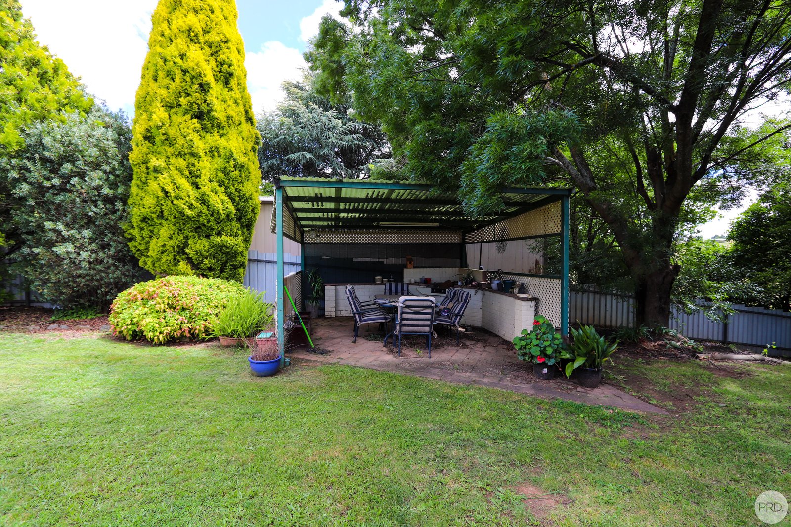 86 Albury Street TUMBARUMBA 13