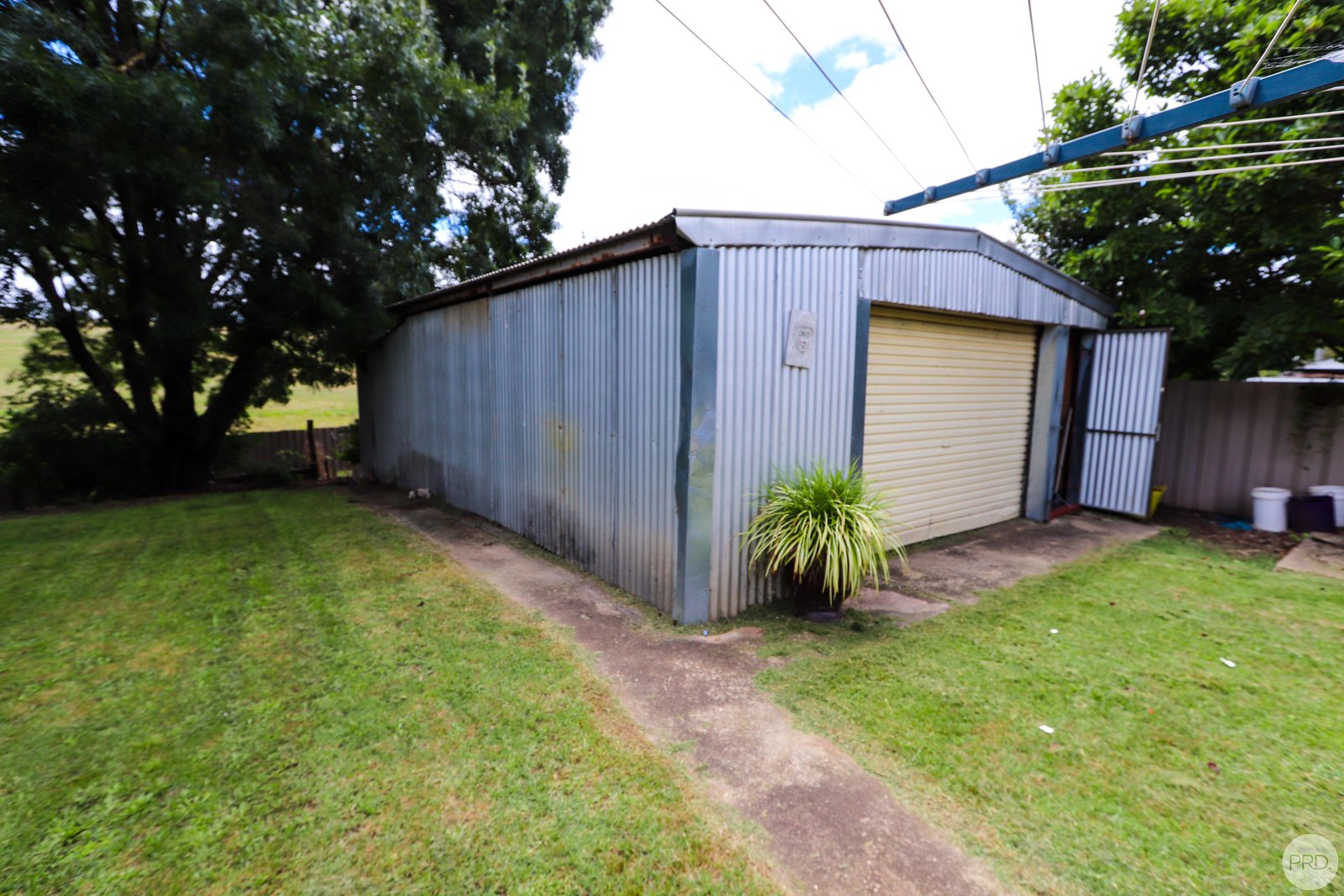 86 Albury Street TUMBARUMBA 14