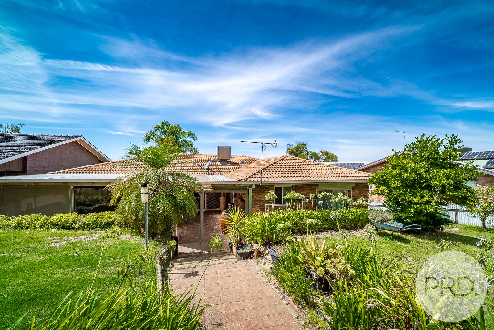 86 Amaroo Street KOORINGAL 4