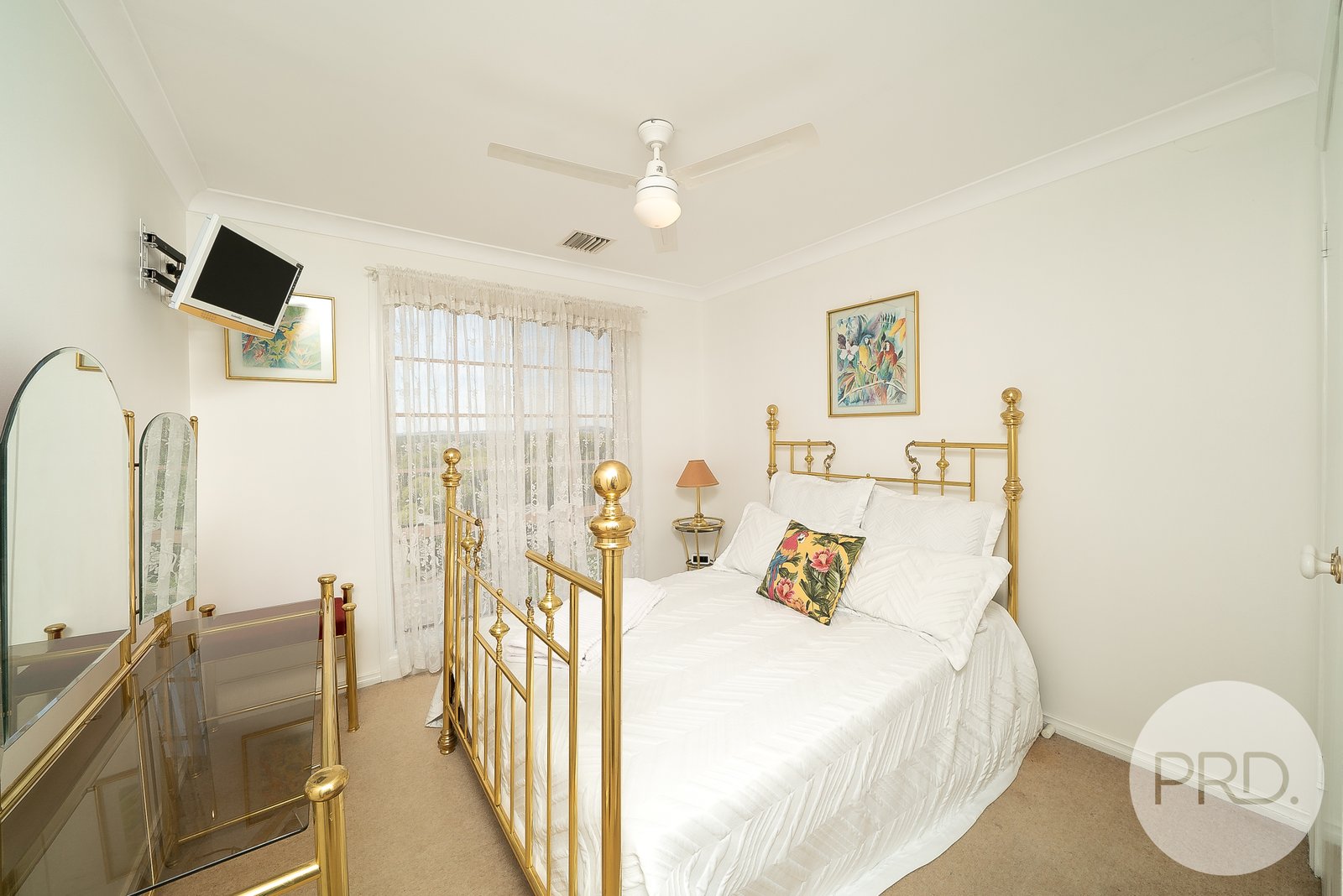 86 Amaroo Street KOORINGAL 16