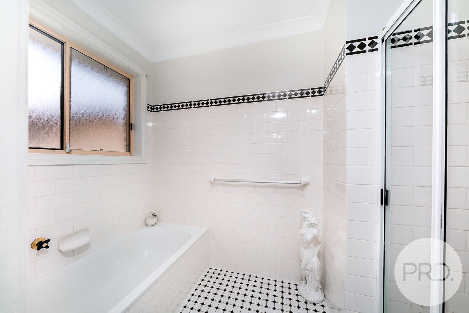 86 Amaroo Street KOORINGAL 18