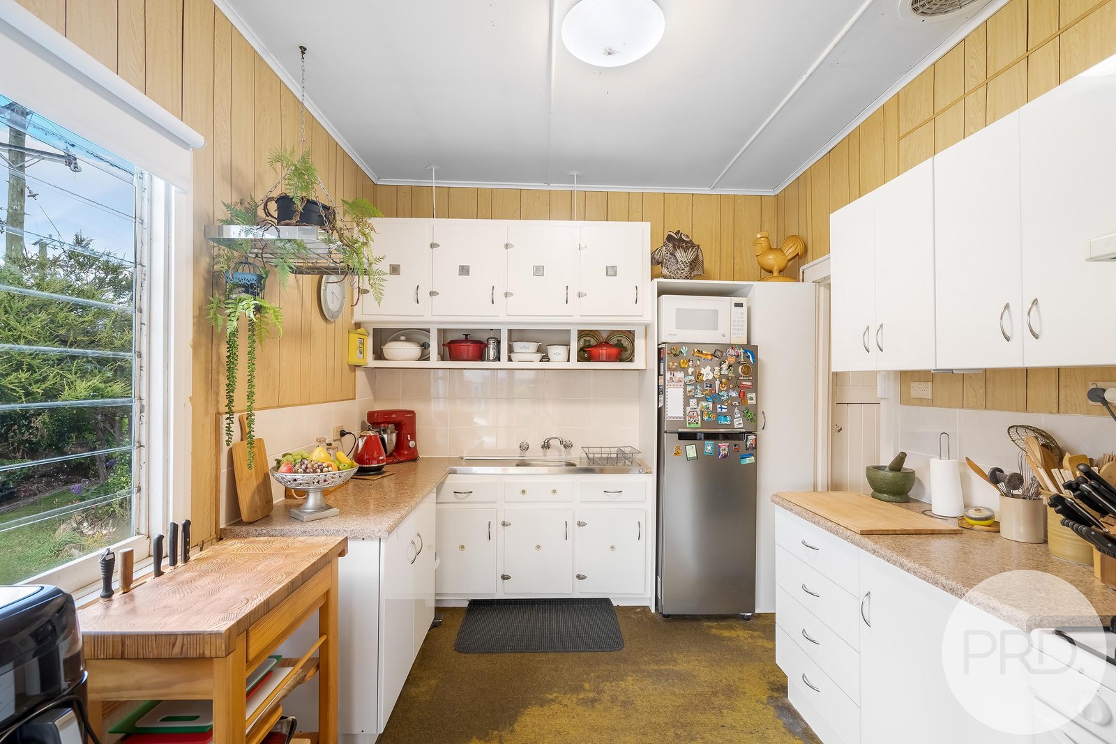 86 Backhouse Lane CAMBRIDGE 3