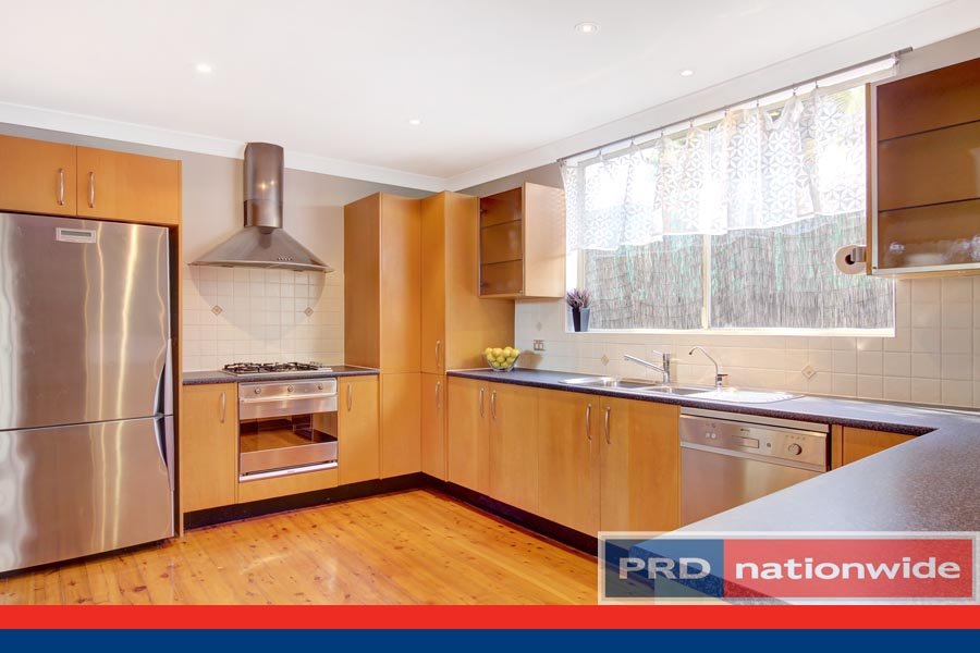 86 Balmoral Road MORTDALE 4