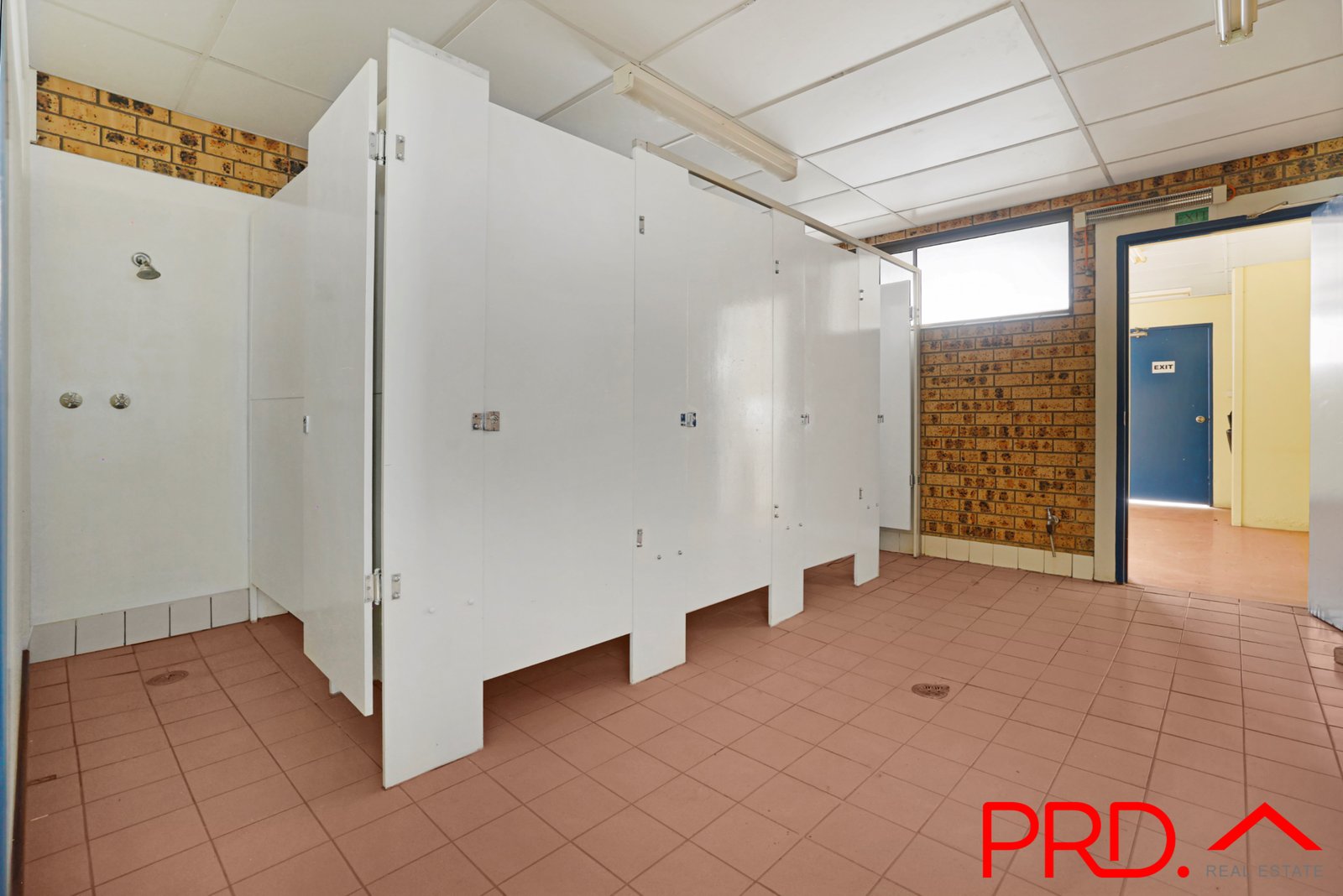 86 Barnes Street TAMWORTH 15