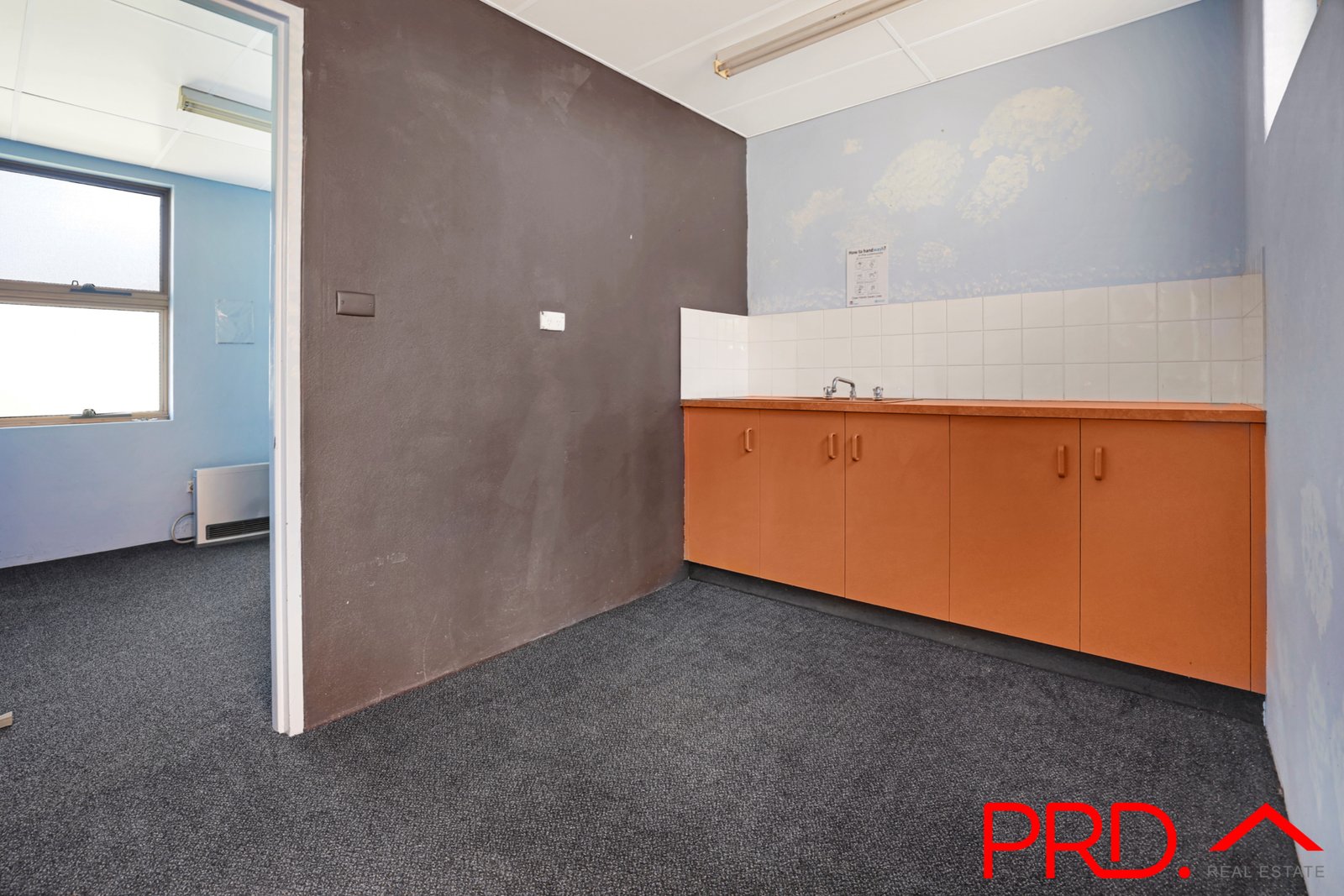 86 Barnes Street TAMWORTH 18