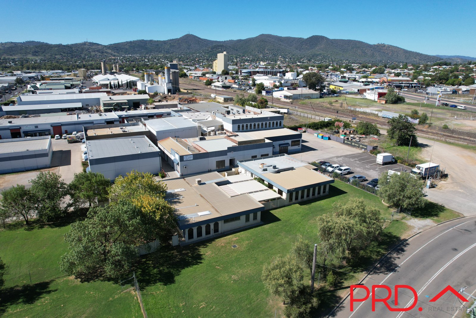 86 Barnes Street TAMWORTH 26