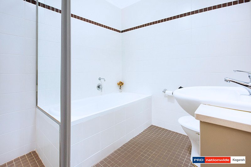 8/6 Blake Street KOGARAH 4