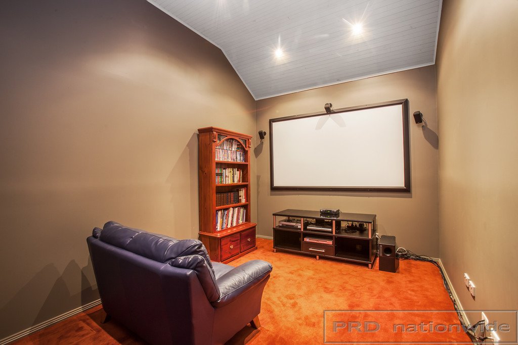 86 Canterbury Drive RAWORTH 20