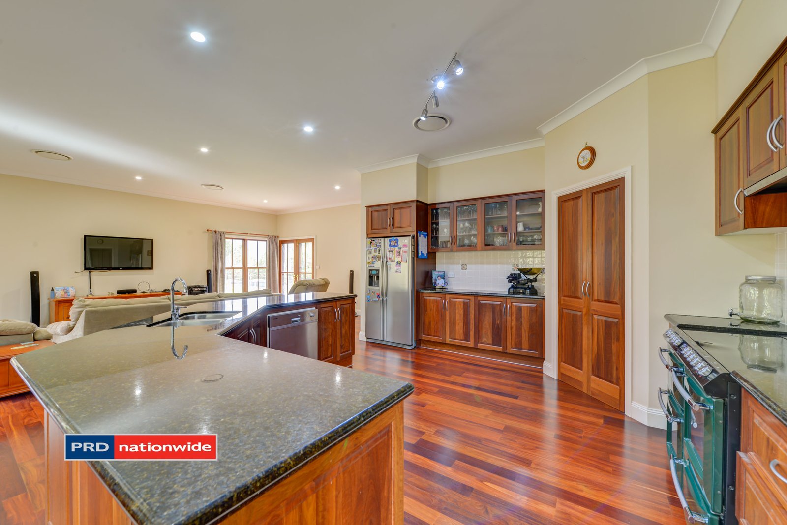 86 Catherine Way TAMWORTH 18