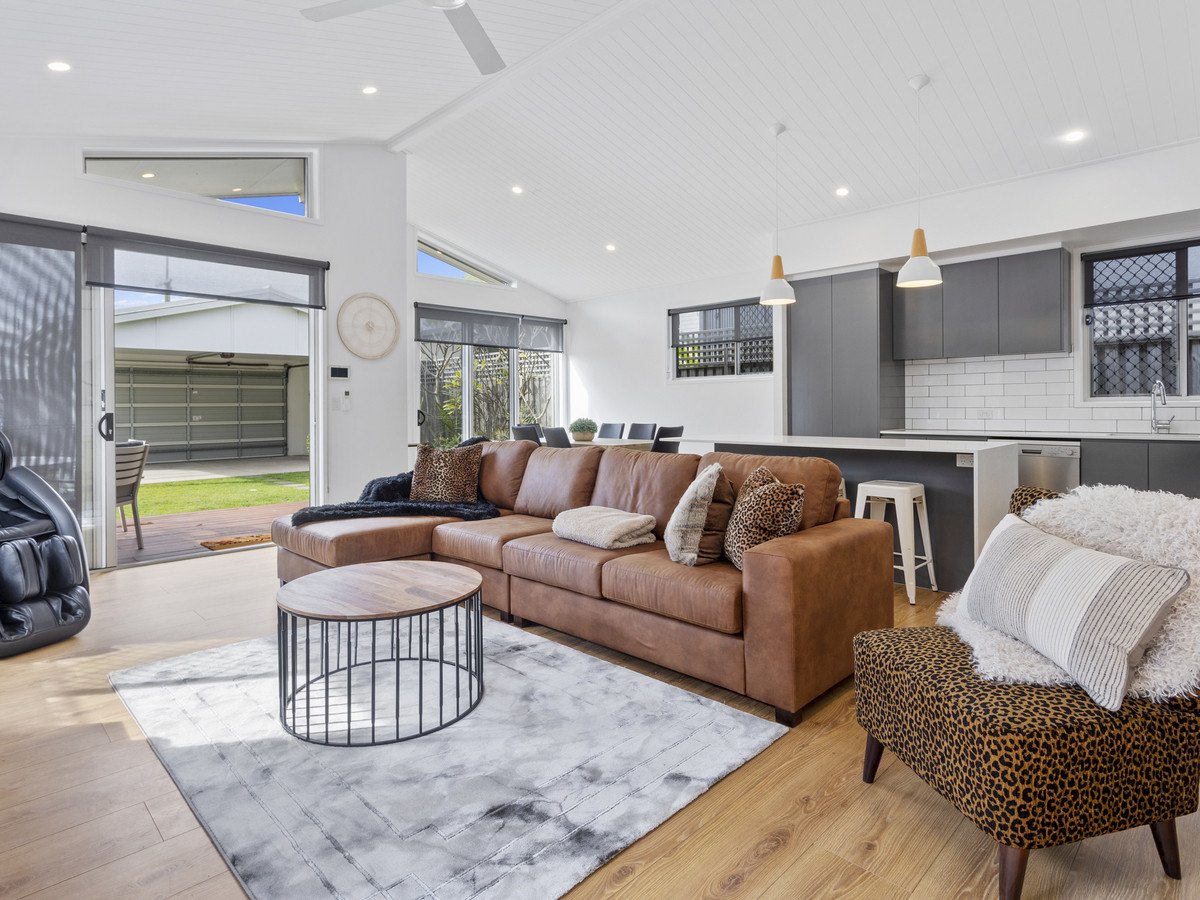 86 Chainey Avenue MIAMI 2