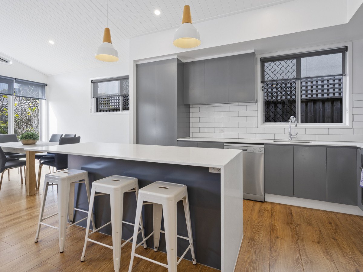 86 Chainey Avenue MIAMI 3