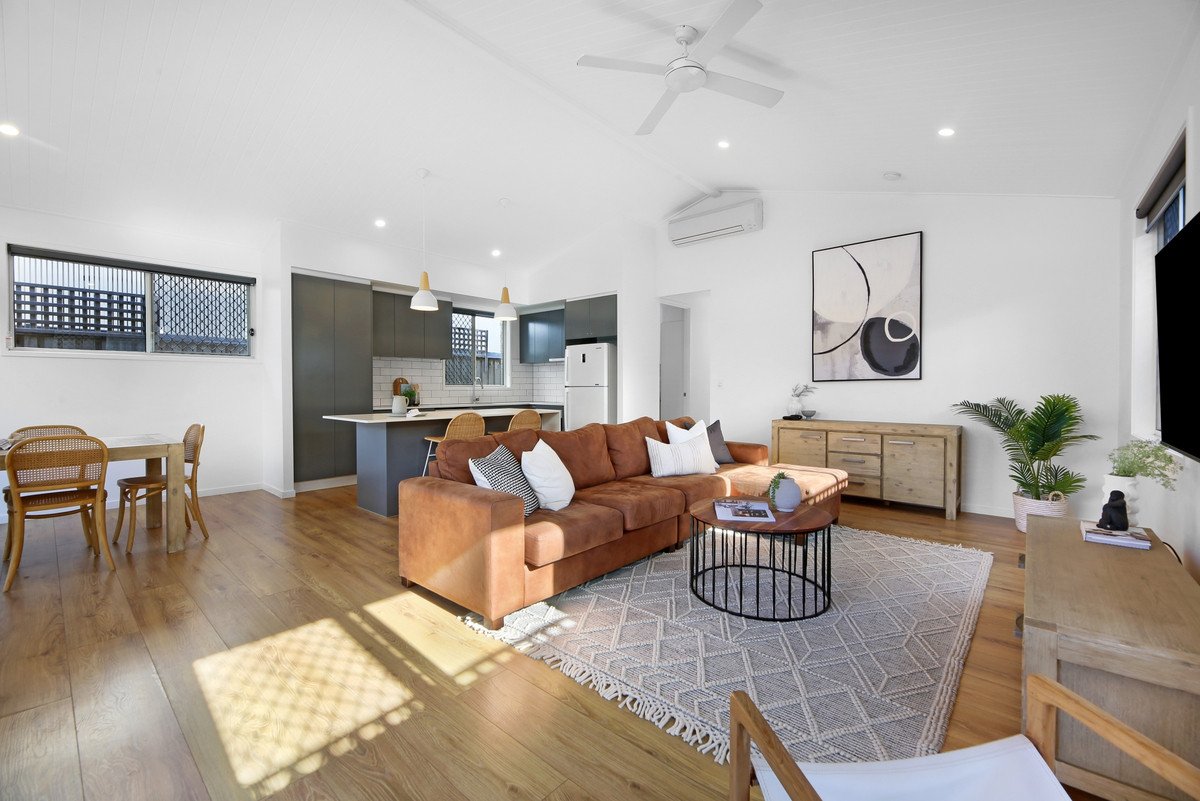 86 Chainey Avenue MIAMI 3