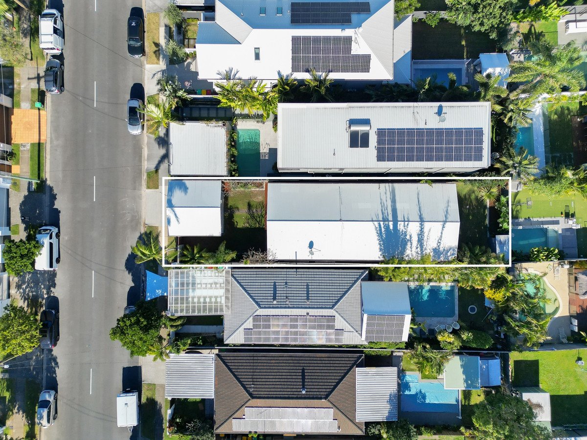 86 Chainey Avenue MIAMI 20