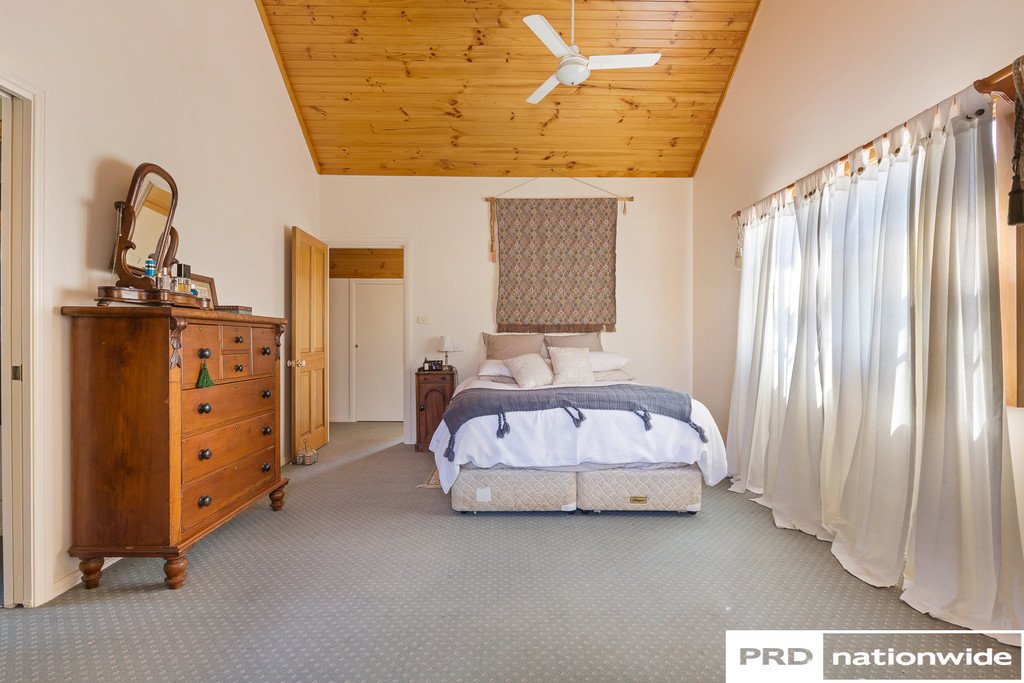 86 Denne Street TAMWORTH 15