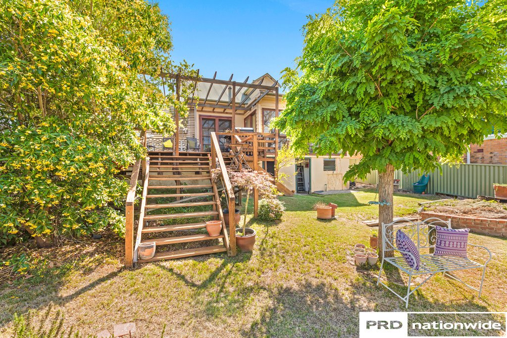 86 Denne Street TAMWORTH 23