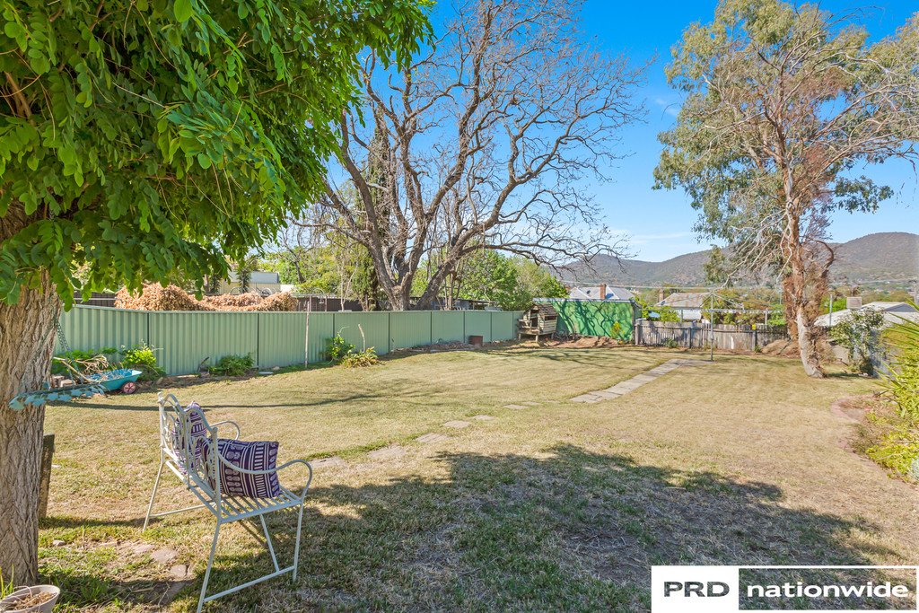 86 Denne Street TAMWORTH 24