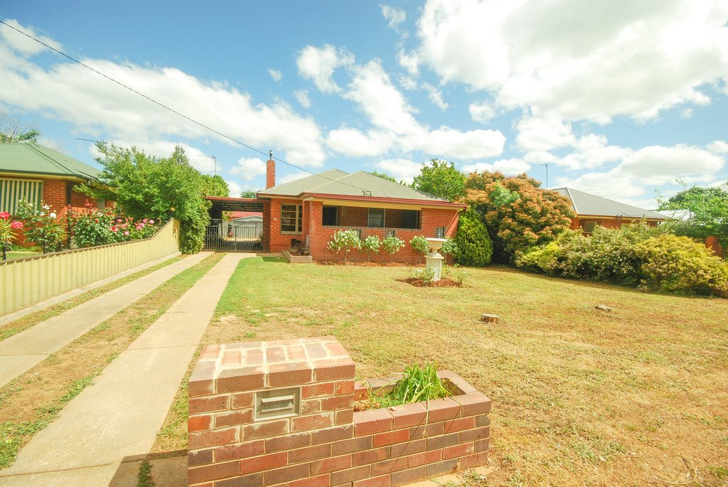 86 Fernleigh Road TURVEY PARK 1